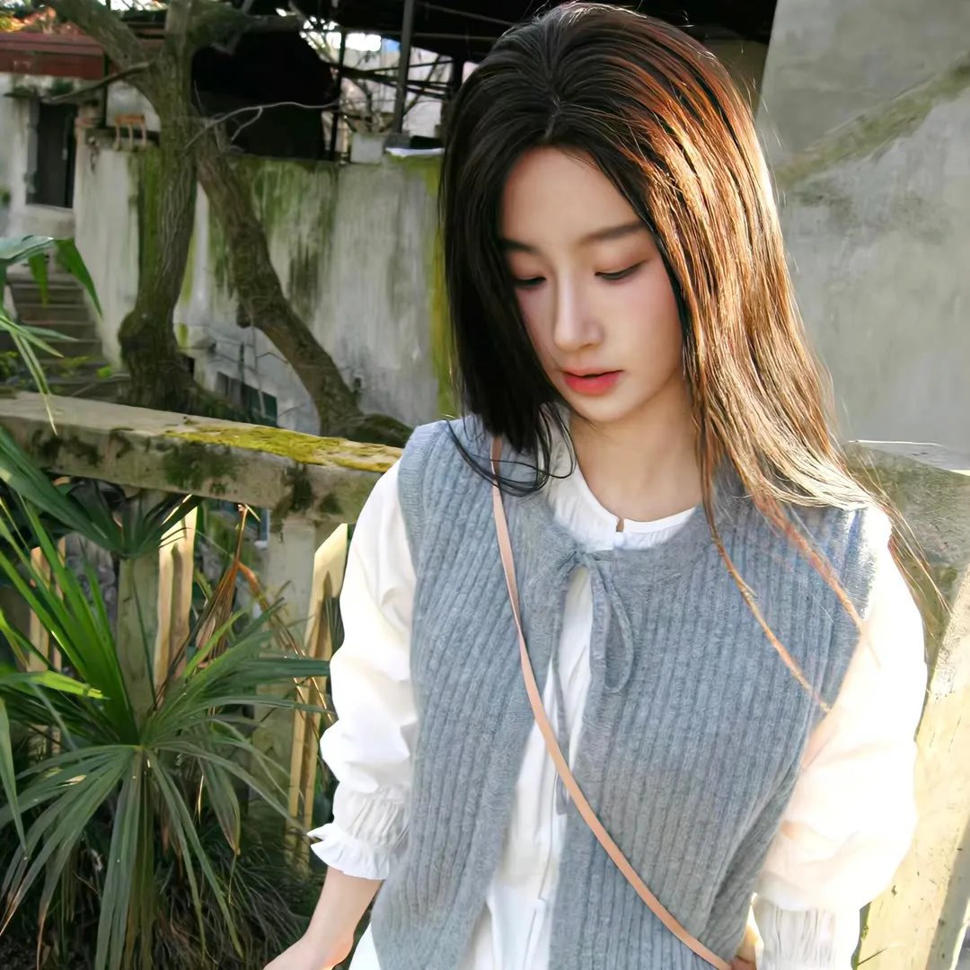 我给绝嗣老公生娃，家属院家人团宠我